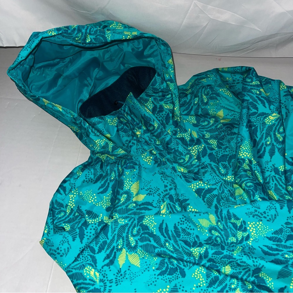 The North Face Women's Jacket Turquoise With Flower Design Size Small